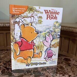📚Disney Winnie the Pooh My Busy Book